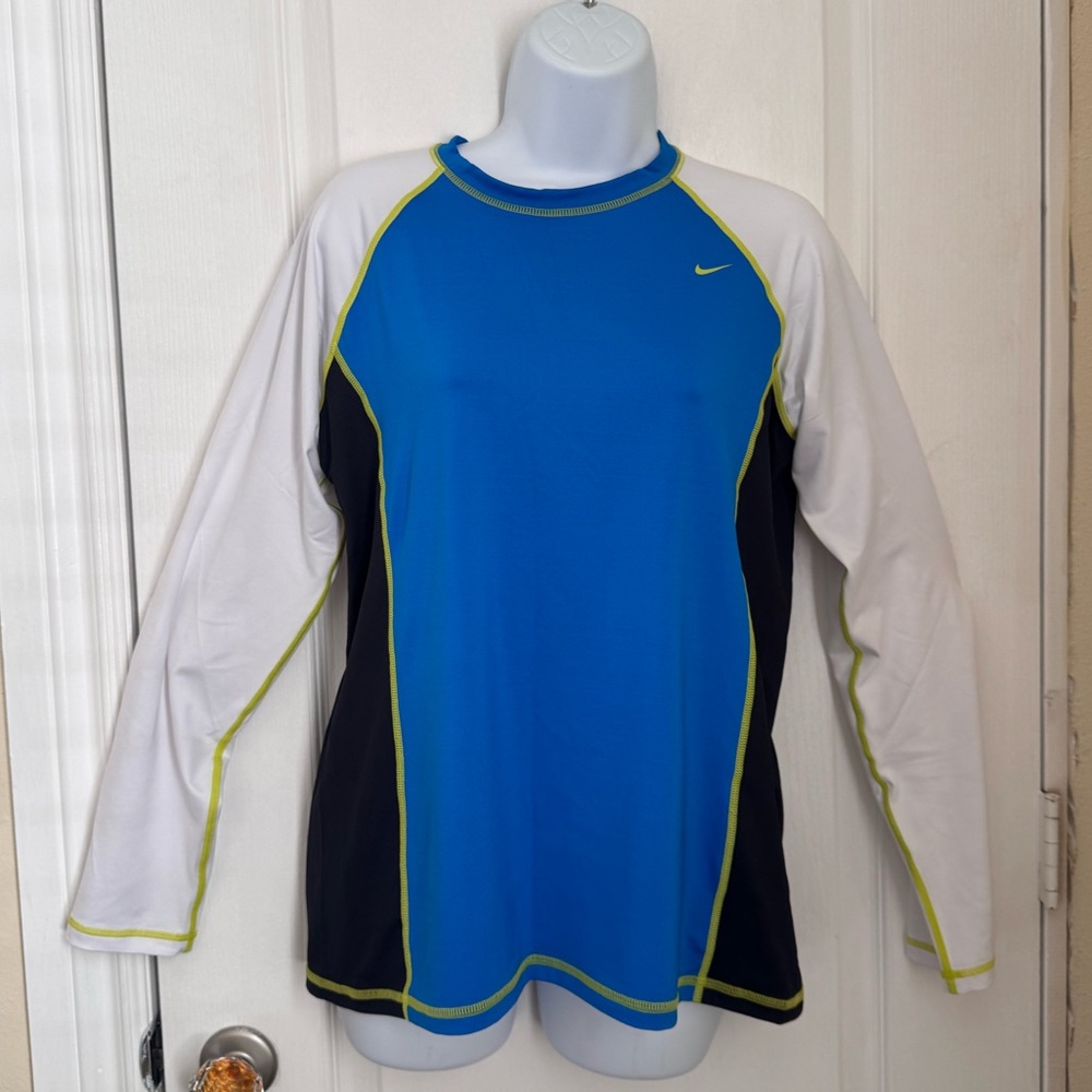 NIKE DRI-FIT WOMENS LONG SLEEVE ACTIVEWEAR TOP. RUNNING SWIM, RASH GUARD Size XL